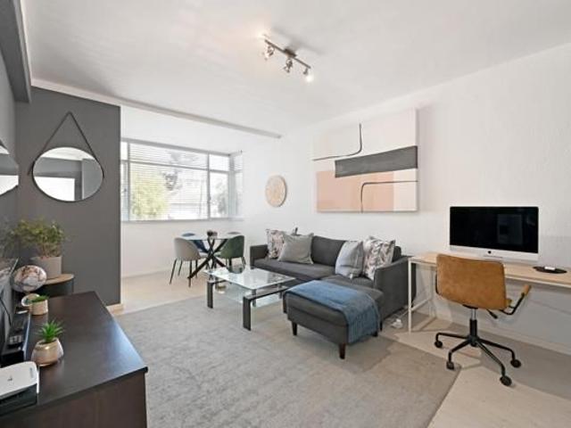 Apartment for rent in Cape Town, Western Cape