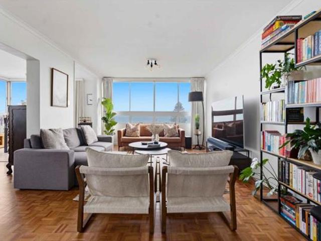 Apartment for sale in Cape Town, Western Cape