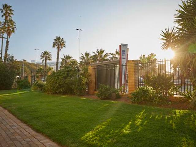 Apartment for sale in Cape Town, Western Cape