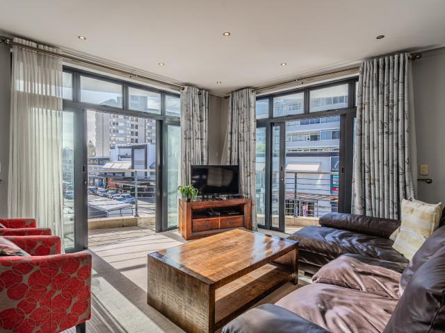 Apartment for sale in Sea Point, Cape Town