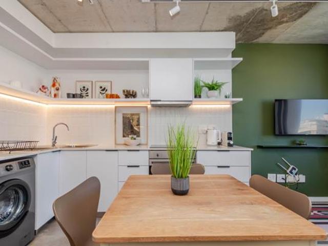 Apartment for sale in Cape Town, Western Cape