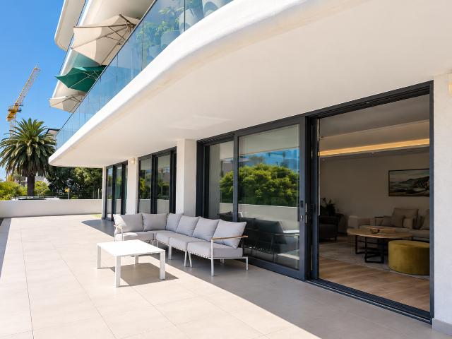 Apartment for sale in Sea Point, Cape Town