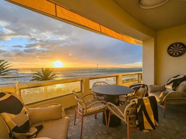 Apartment for sale in Cape Town, Western Cape