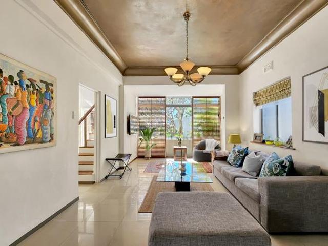 Apartment for sale in Cape Town, Western Cape