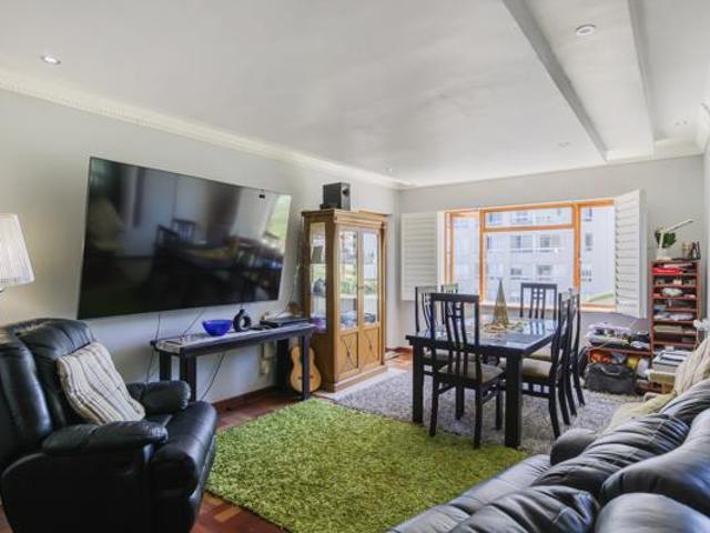 Apartment for sale in Cape Town, Western Cape