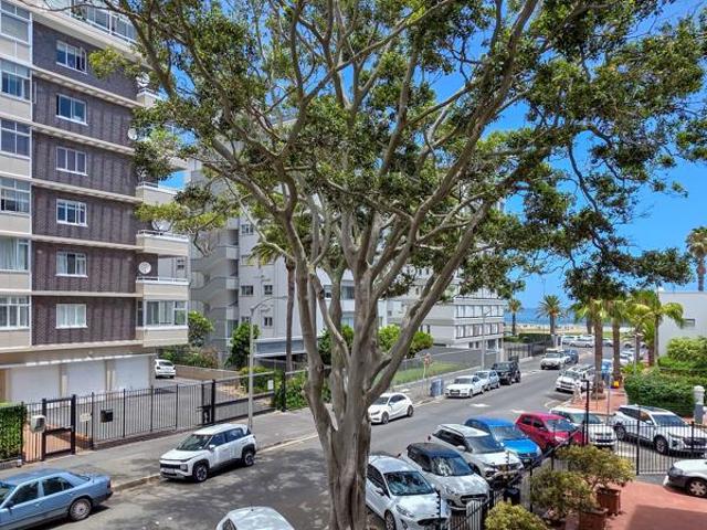 Apartment for sale in Cape Town, Western Cape