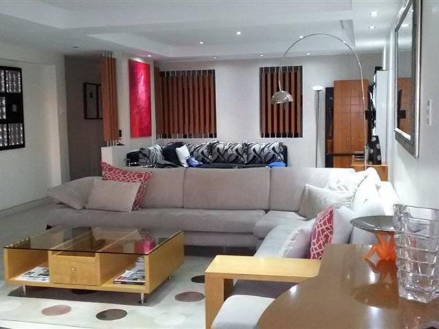 Apartment for rent in Sea Point, Cape Town