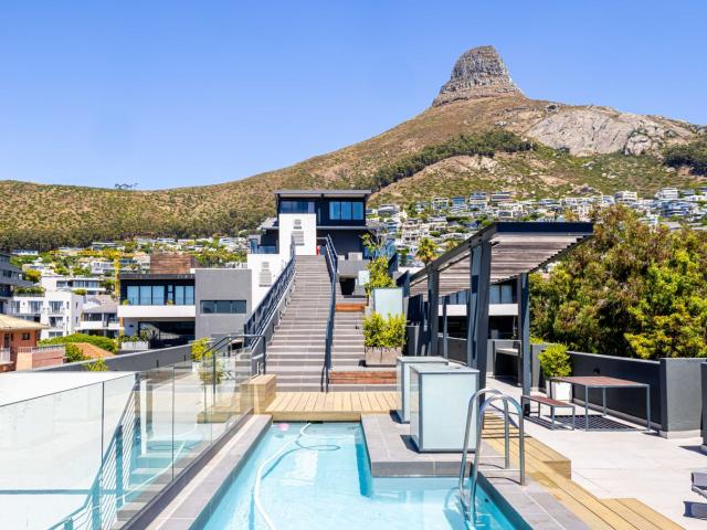 Apartment for sale in Sea Point, Cape Town