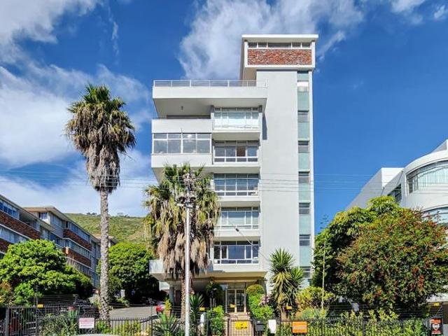 Apartment for sale in Cape Town, Western Cape