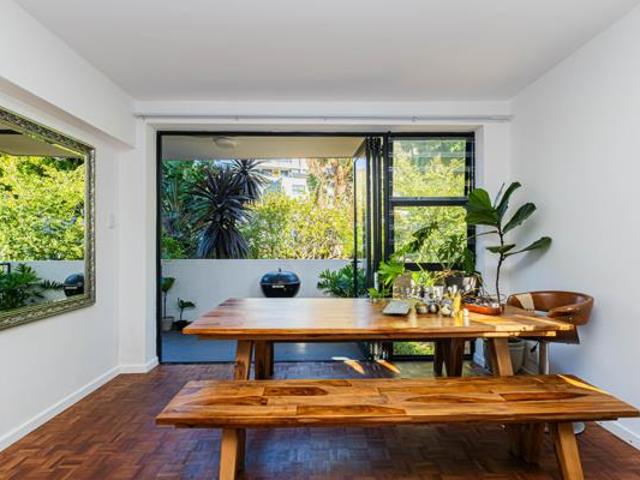 Apartment for sale in Cape Town, Western Cape