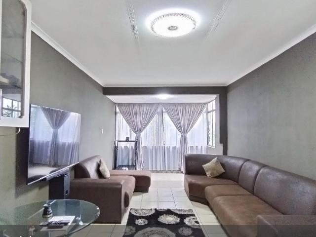 Apartment for sale in Seaview, Kwazulu-natal
