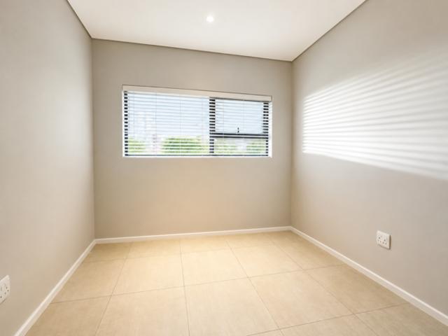 Apartment for sale in Princess Grant, Kwazulu-natal