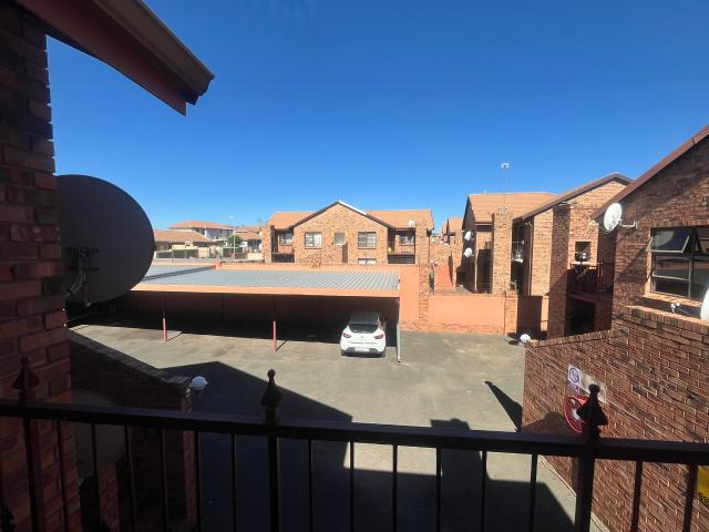 Apartment for sale in Gert Sibande, Mpumalanga