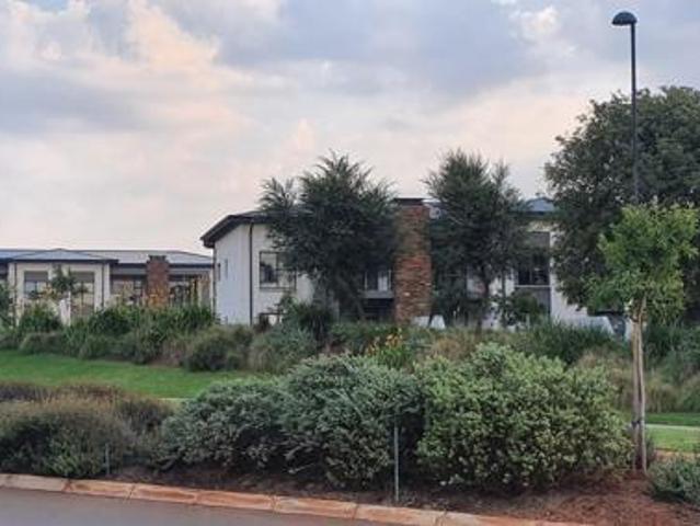 Apartment for rent in Rhodesfield, Kempton Park