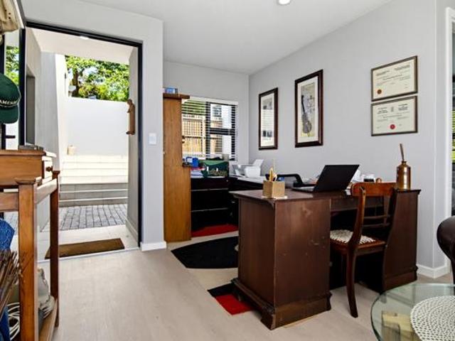 Apartment for sale in Ballito, KwaDukuza Local Municipality