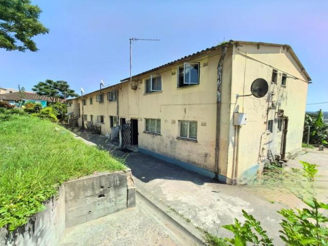 Apartment for sale in Queensburgh, Kwazulu-natal