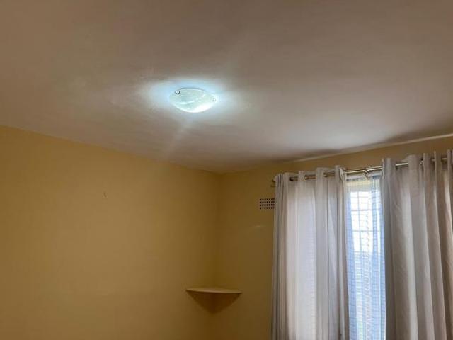 Apartment for rent in Seaview, Kwazulu-natal