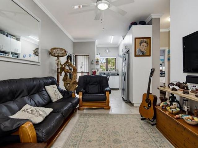 Apartment for sale in Princess Grant, Kwazulu-natal