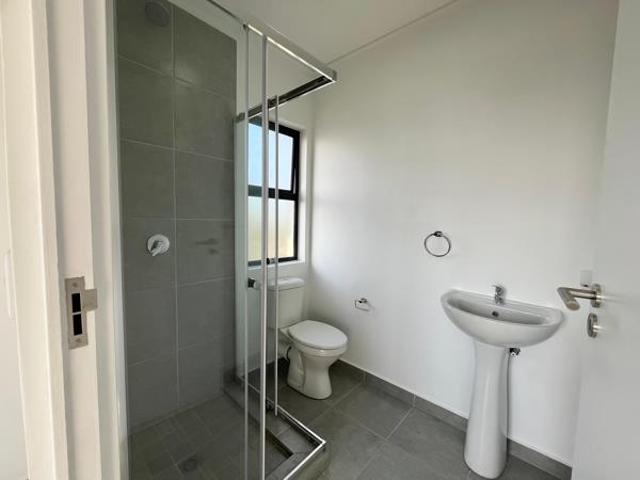 Apartment for rent in Princess Grant, Kwazulu-natal