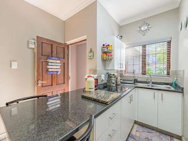 Apartment for sale in Princess Grant, Kwazulu-natal