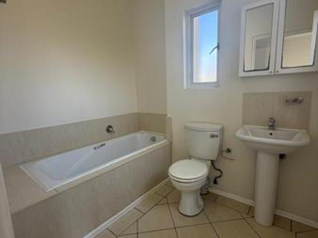 Apartment for rent in Princess Grant, Kwazulu-natal