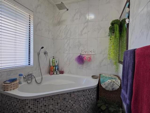 Apartment for sale in Margate, Hibiscus Coast Local Municipality