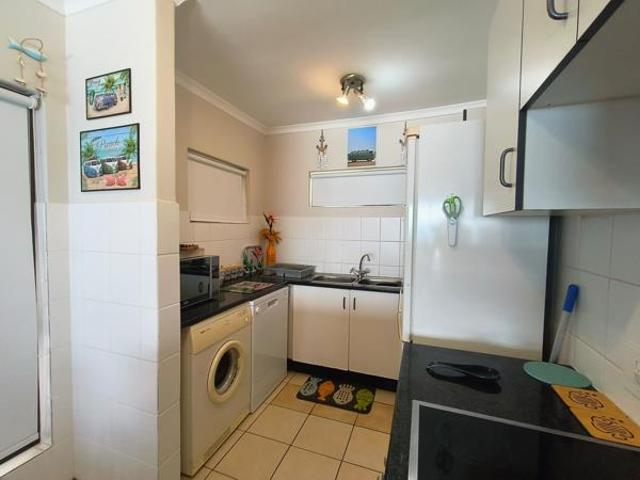 Apartment for sale in Margate, Hibiscus Coast Local Municipality