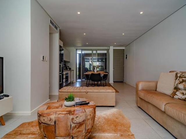 Apartment for rent in Seaview, Kwazulu-natal