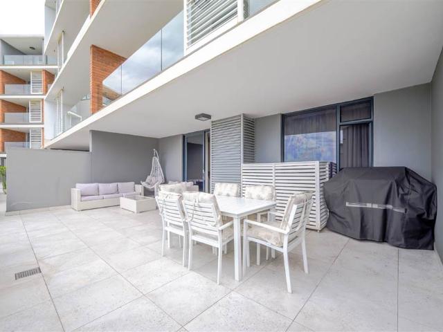 Apartment for sale in Seaview, Kwazulu-natal