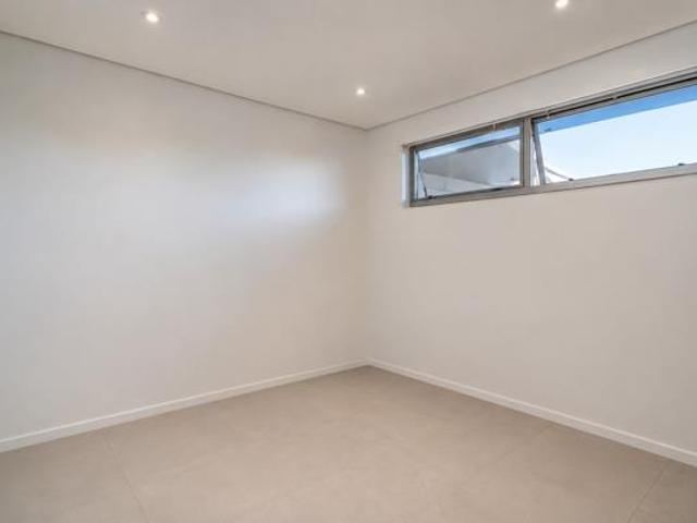Apartment for rent in Seaview, Kwazulu-natal