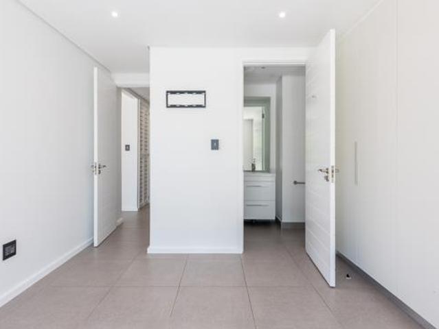 Apartment for rent in Seaview, Kwazulu-natal