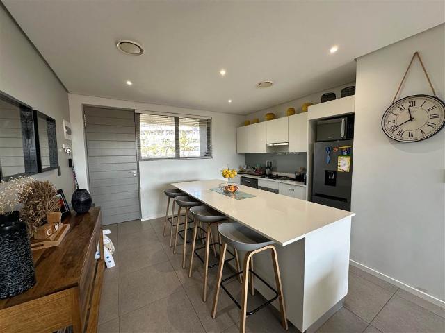 Apartment for sale in Seaview, Kwazulu-natal