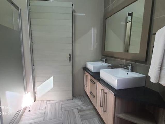 Apartment for rent in Waterkloof, Gauteng