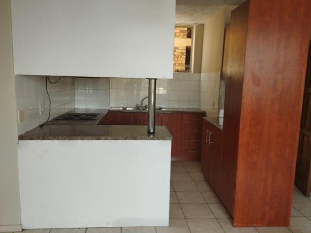 Apartment for rent in Waterkloof, Gauteng