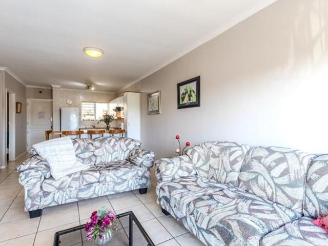 Apartment for sale in Cape Town, Western Cape