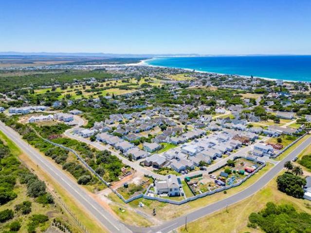 Apartment for sale in Cape St Francis, Eastern Cape