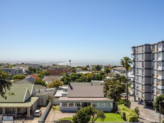 Apartment for sale in Nelson Mandela Bay Ward 18, Nelson Mandela Bay Metropolitan Municipality