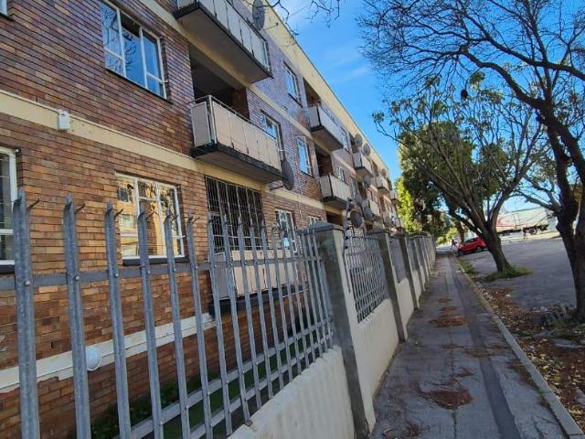 Apartment for sale in Port Elizabeth, Eastern Cape