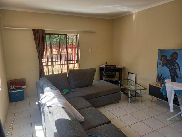 Apartment for sale in Dr Ruth Segomotsi Mompati District Municipality, North West