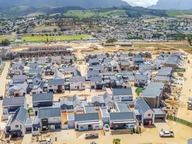 Apartment for rent in Pniel, Western Cape