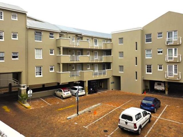 Apartment for sale in Bergsig, Durbanville