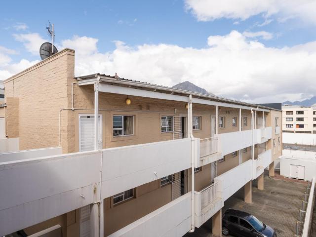 Apartment for rent in Stellenbosch, Stellenbosch Local Municipality