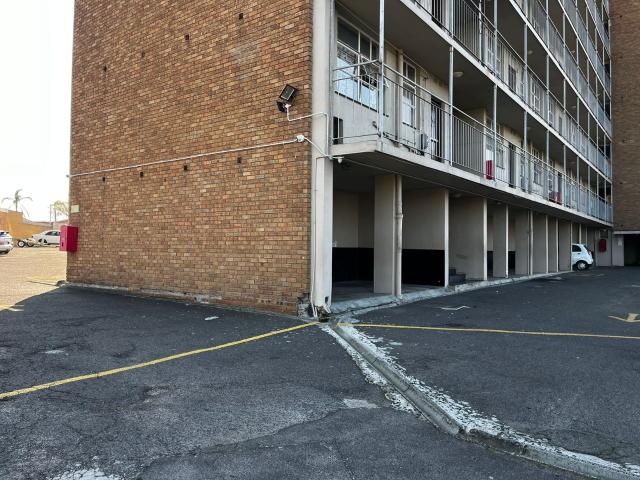 Apartment for sale in Bellville, Western Cape