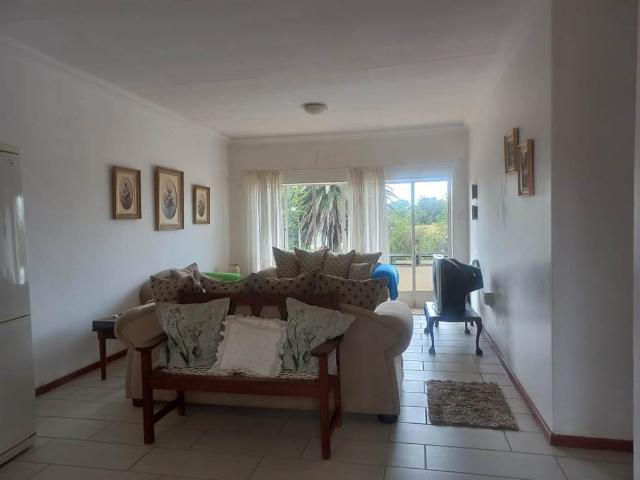 Apartment for sale in Dr Kenneth Kaunda, North West