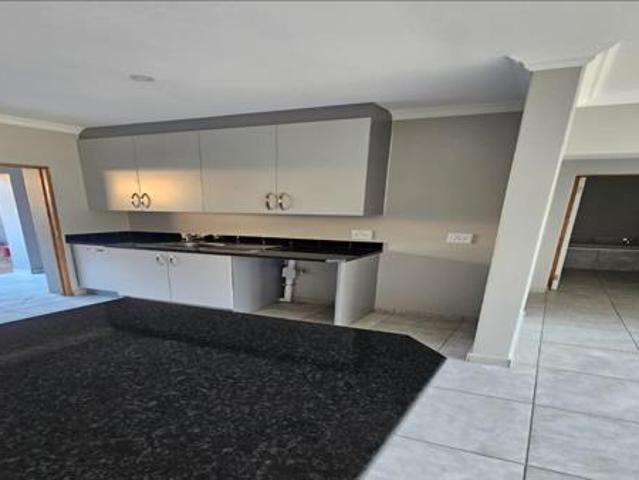 Apartment for sale in Ehlanzeni, Mpumalanga
