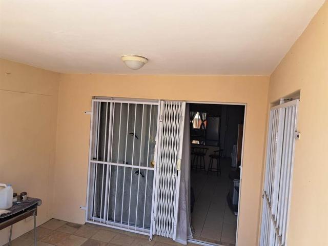 Apartment for rent in Strand, Western Cape