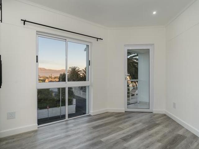Apartment for sale in Cape Town, Western Cape