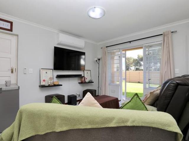 Apartment for sale in Cape Town, Western Cape