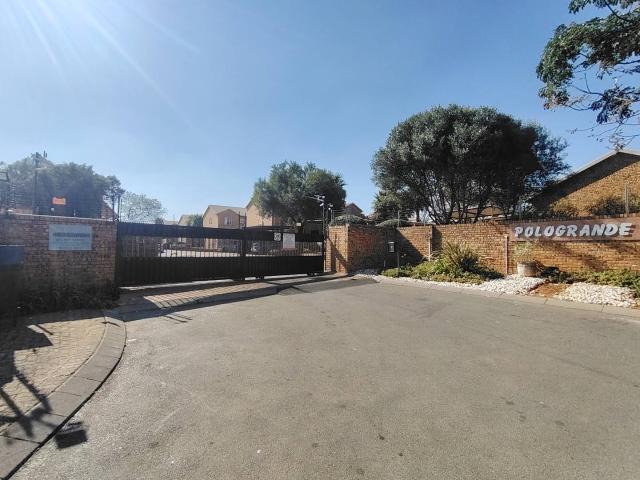 Apartment for rent in Nooitgedacht, Gauteng