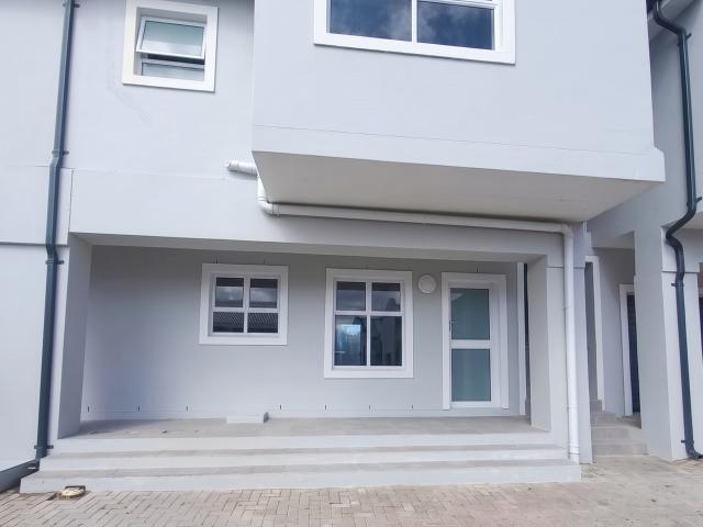 Apartment for sale in Struisbaai, Cape Agulhas Local Municipality